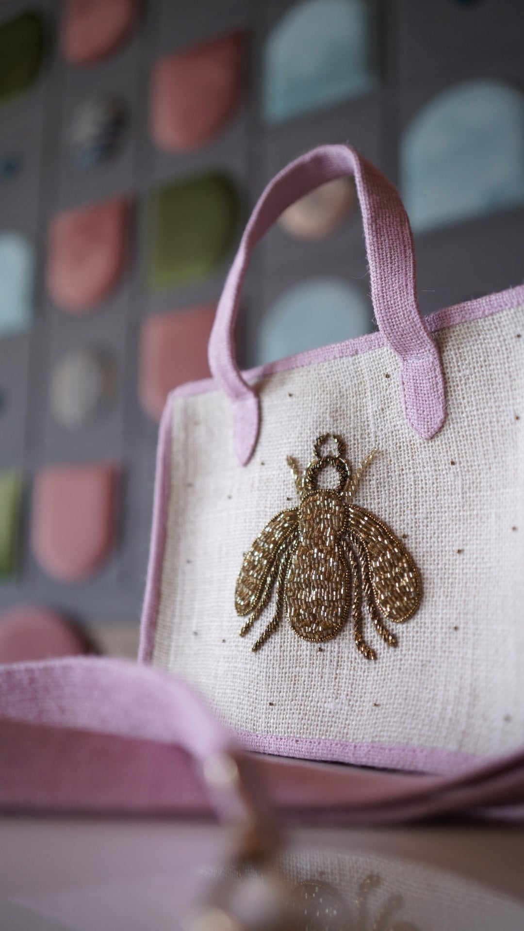 Gold Bee in Pink white