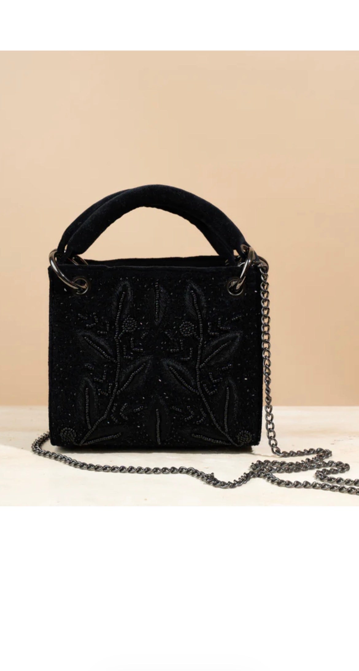 Custom order switzerland