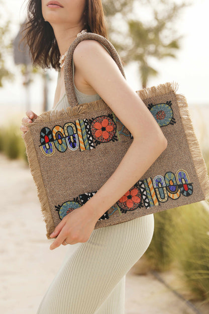 Assymytrical pattern big tote bag